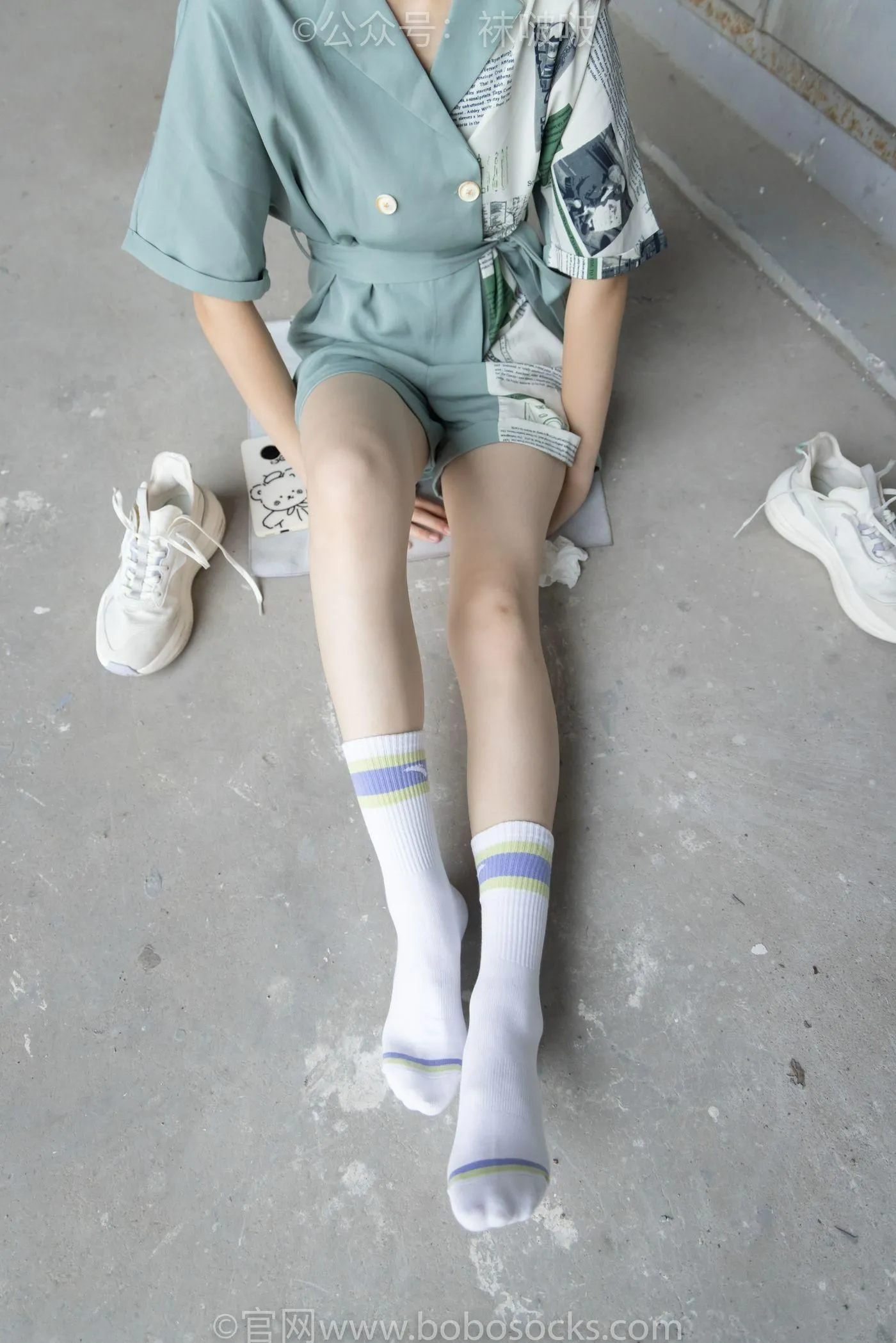 [BoBoSocks袜啵啵]NO.025 熊熊-安踏运动鞋、白色棉袜（踩脏）、裸足 [146P]插图6
